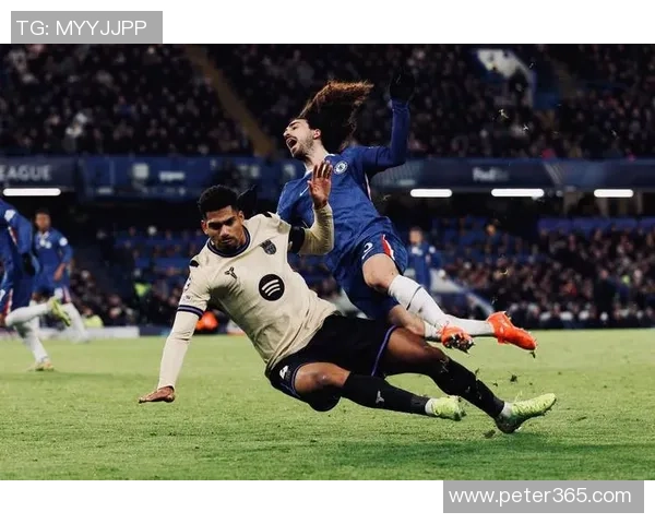 世界杯焦点战巴萨与国米战平红牌争议引发全场热议