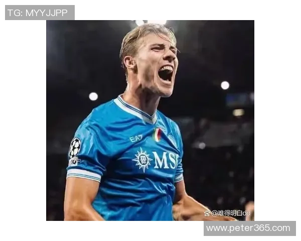 意甲激战：尤文图斯大胜曼联6-2赛场瞬间引发狂欢与震惊