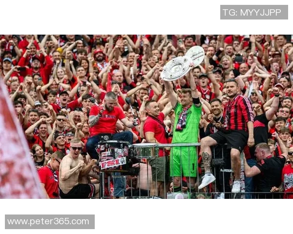 中超精彩对决莱比锡狂胜曼联五球帽子戏法点燃全场激情